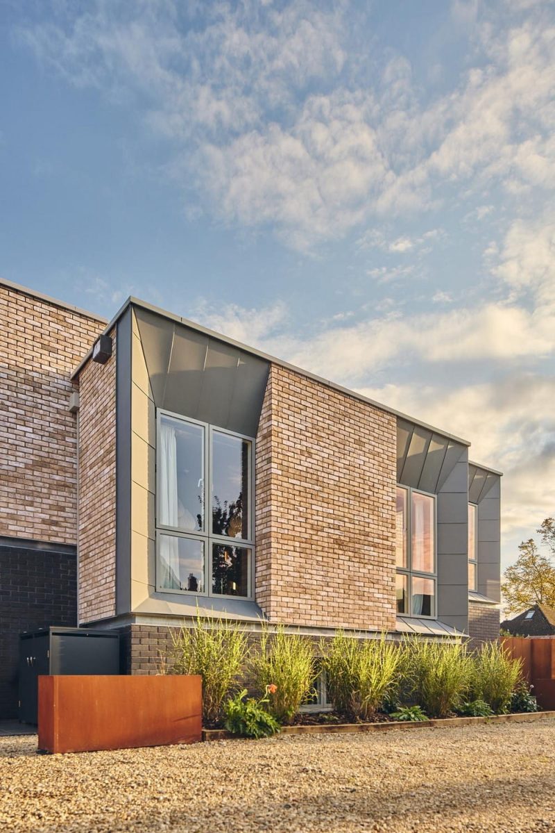 Sunnymead Twosome / Adrian James Architects