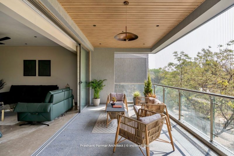 Graceful 5BHK Interiors at Viola Apartment by Ar. Prashant Parmar