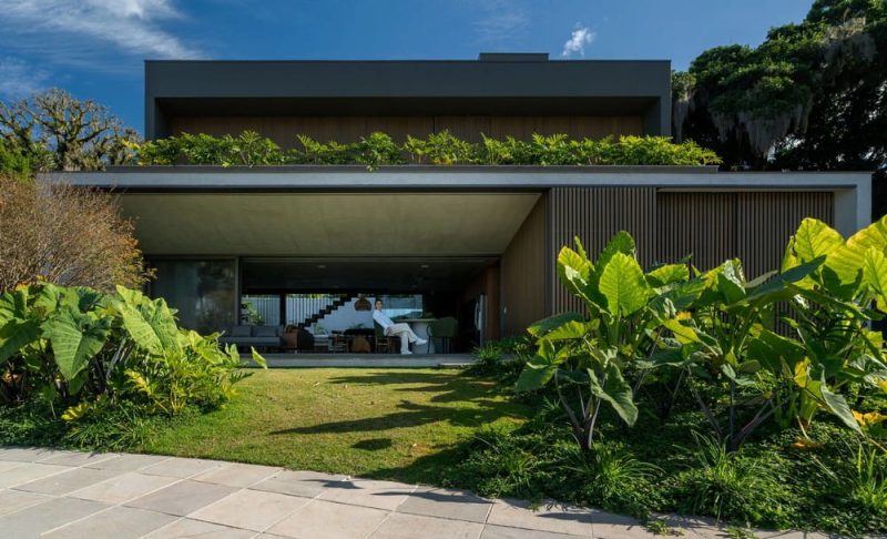 Casa da Lagoa / Studio Bloco Arquitetura