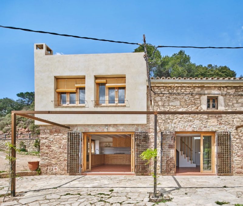 Renovation of a farmhouse in Granera