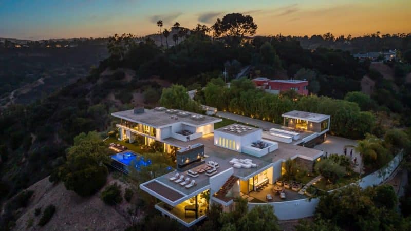 Benedict Canyon House / Whipple Russell Architects