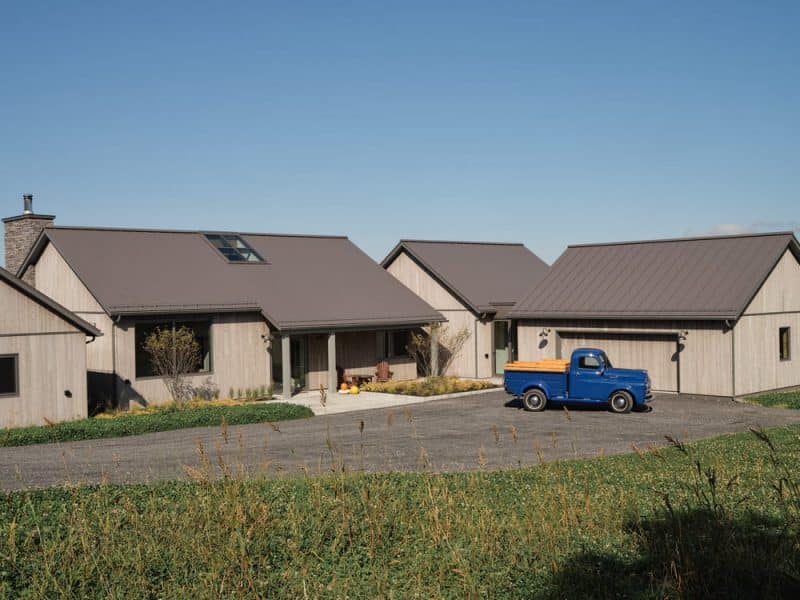 Le Pâturage Residence / Muuk Architecture