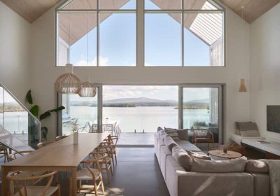 Versant Clair Residence / MUUK Architecture