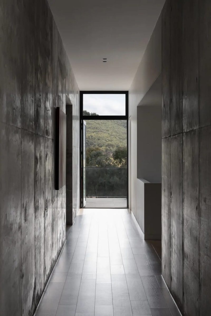 Blade House / Tecture