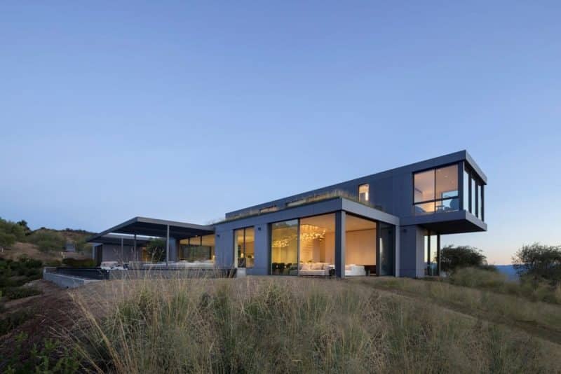 The Phoenix, a minimalist home in Healdsburg, California by Feldman Architecture