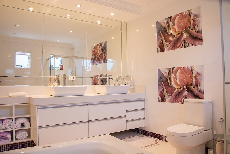 Modern Design Ideas That Maximize Space and Style in Your Bathroom