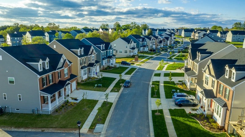 Modern Architecture Meets HOA Rules: Finding the Right Balance