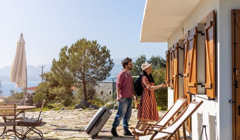 Boost Bookings with Top-Tier Short-Term Rental Software