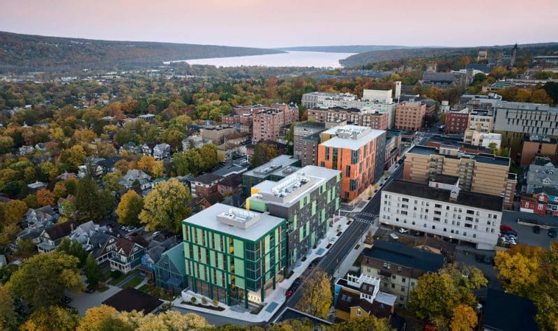 Catherine Commons / ikon.5 architects