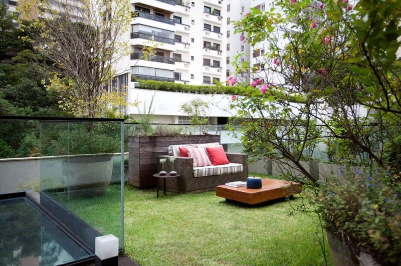 Cidade Jardim Apartment / Carla Dichy Arquitetura