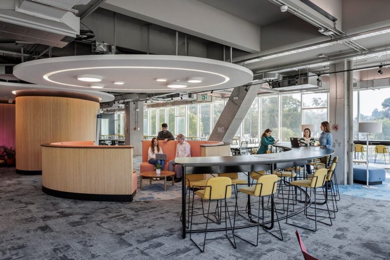 Ualá Office / Contract Workplaces