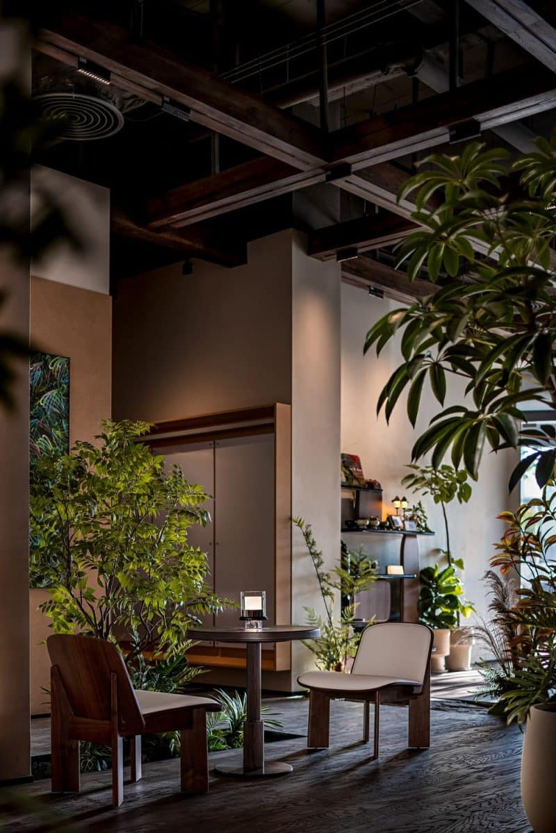 BOFF Coffee – A Versatile Community Space in Shenzhen