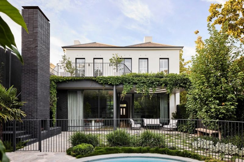 Armadale House / Taylor Knights