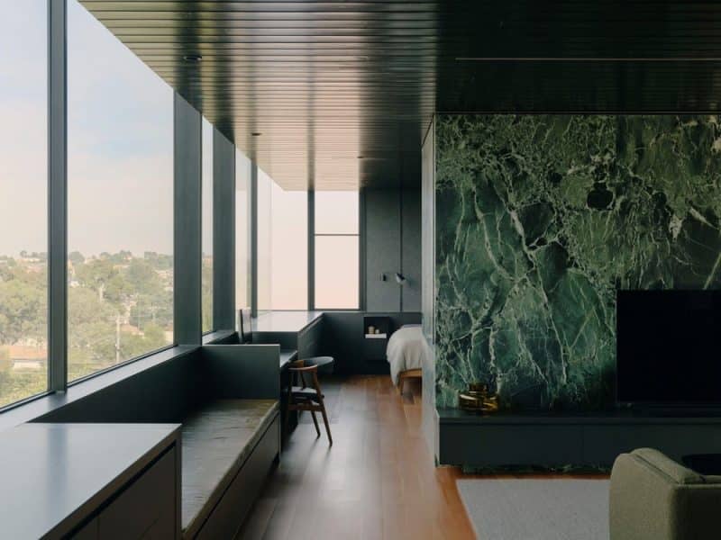 Horizon House / Taylor Knights