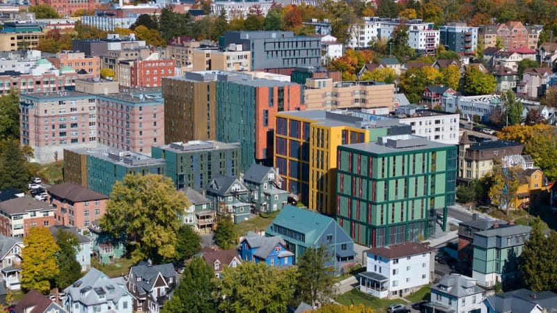 Catherine Commons / ikon.5 architects