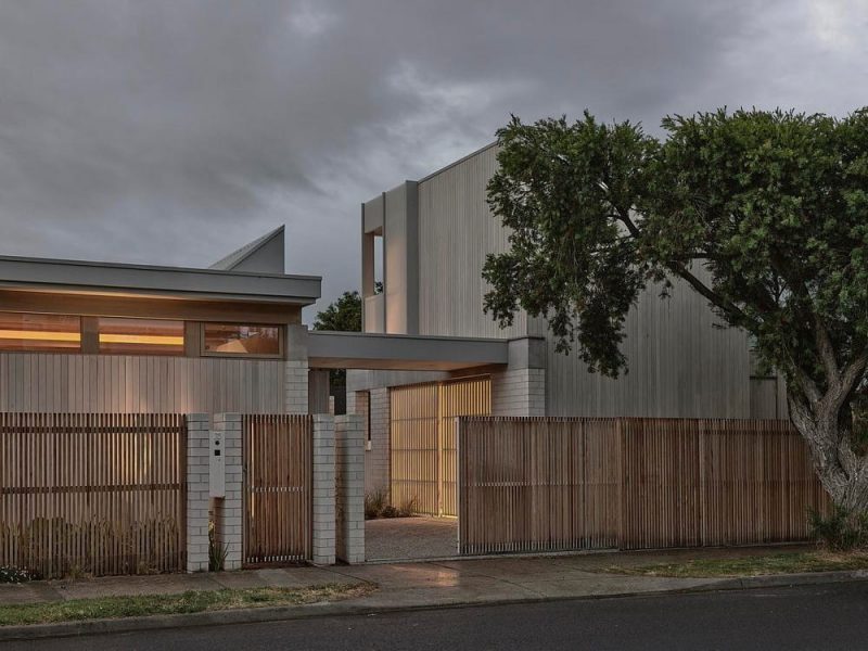 Home Pavilion / MRTN Architects