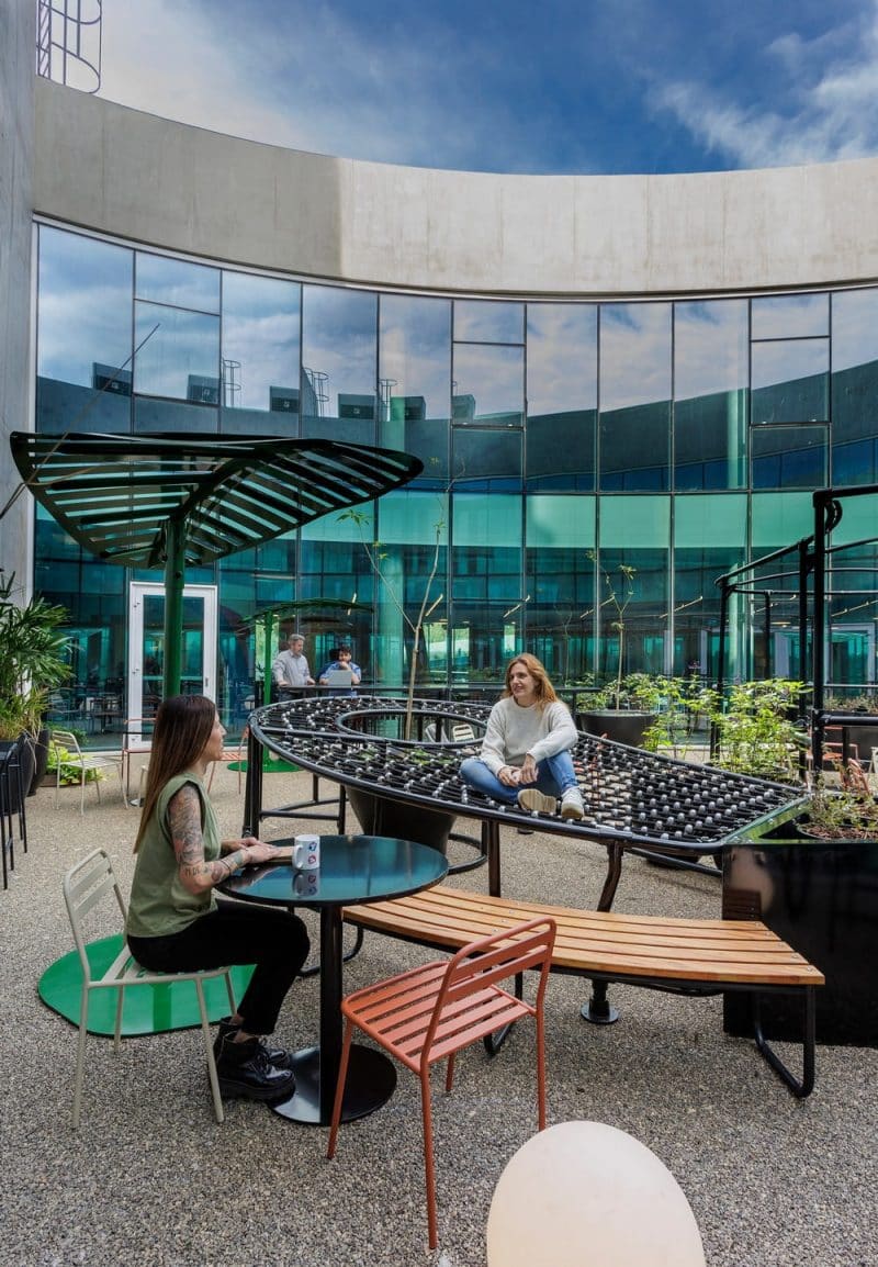 Ualá Office / Contract Workplaces