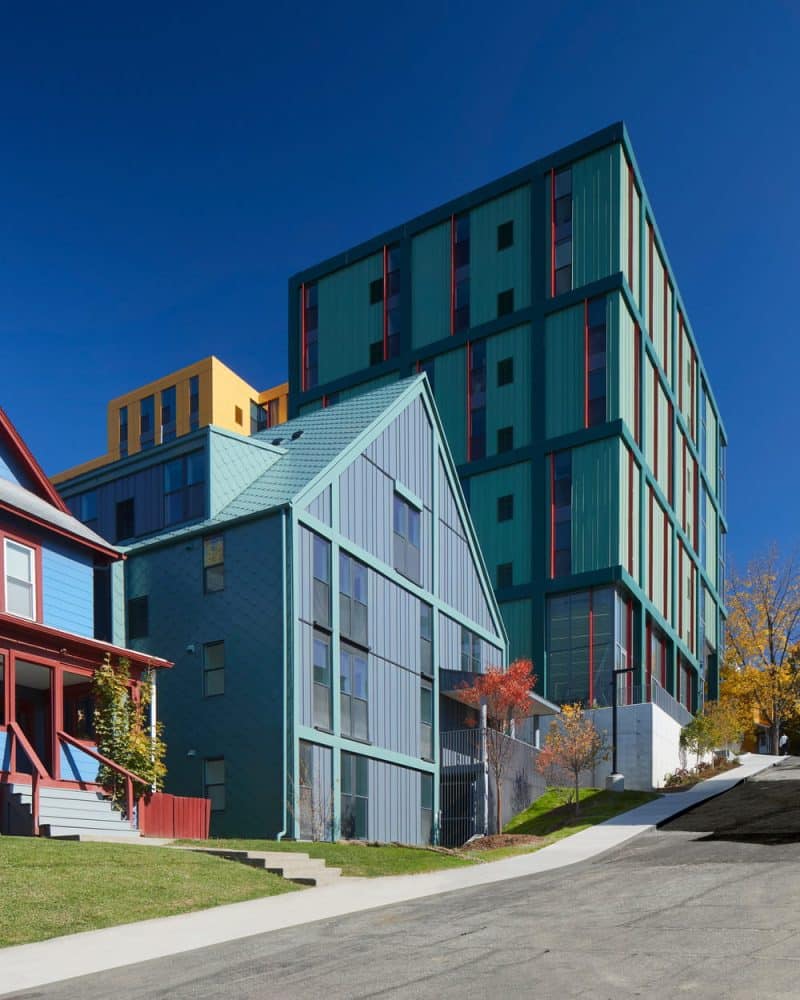 Catherine Commons / ikon.5 architects