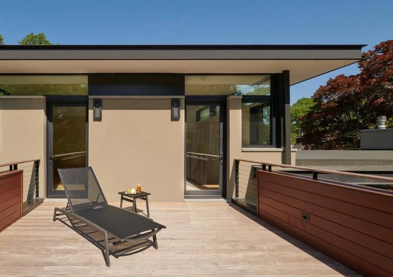 Corner Courtyard Residence / Wiedemann Architects