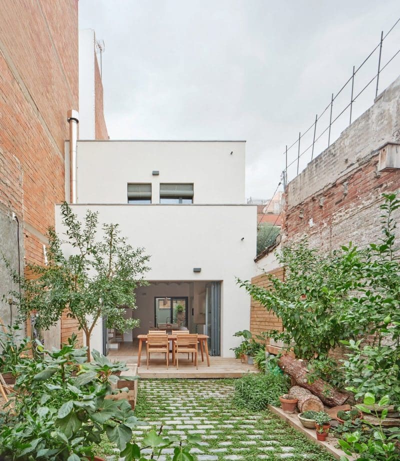 New Construction of a Row House in Cornellà de Llobregat