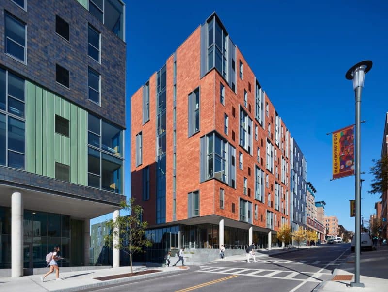 Catherine Commons / ikon.5 architects