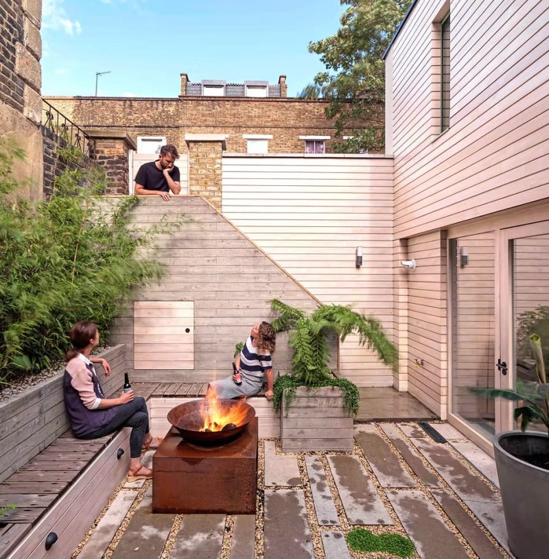 Victoria Park Maisonette / ZCD Architects