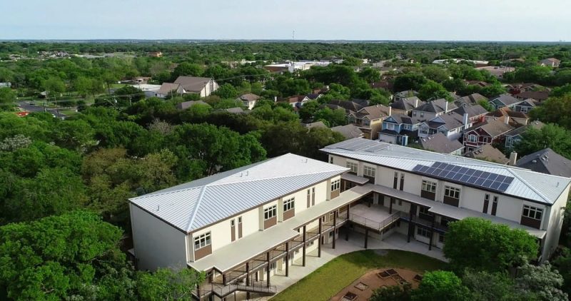 B-Austin Community / Clark Richardson Architects