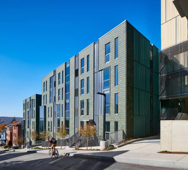 Catherine Commons / ikon.5 architects