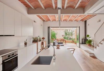 New Construction of a Row House in Cornellà de Llobregat
