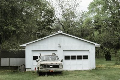 Space-Saving Garage Storage Techniques for Busy Gardeners