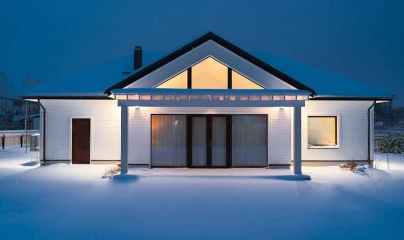 Smart Insulation Planning for Energy-Saving Homes