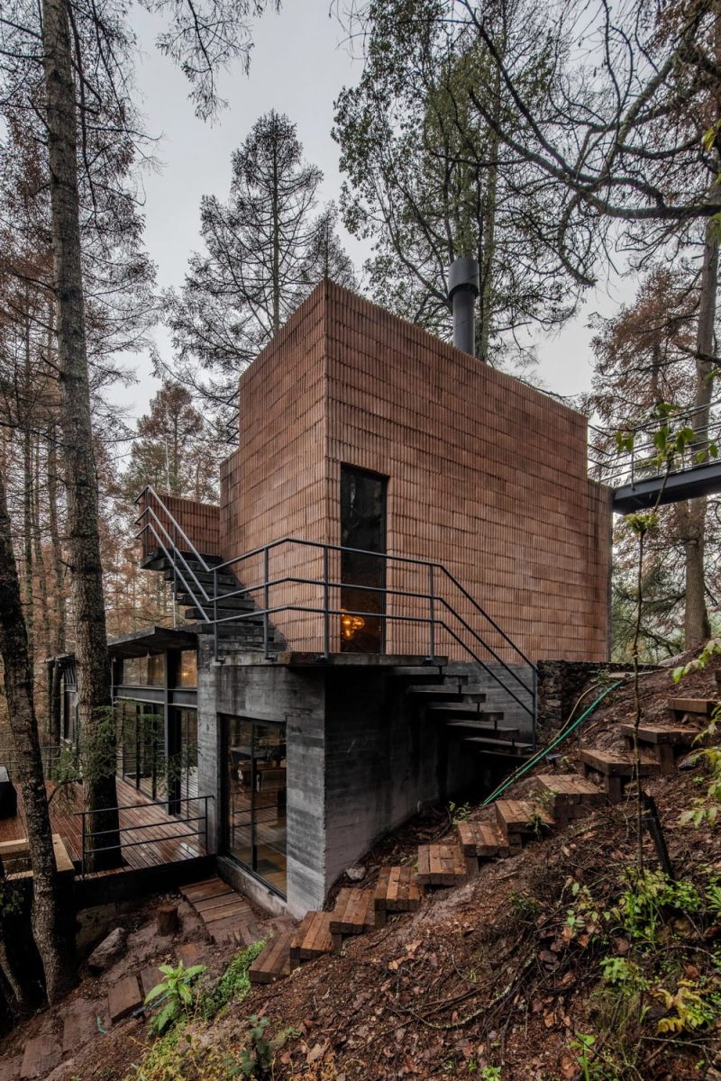 Casa Oruç / Saavedra Arquitectos
