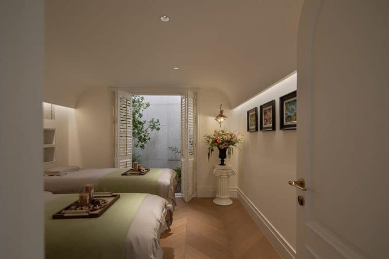 Crepuscule Manor Villa / BDSD Boundless Design