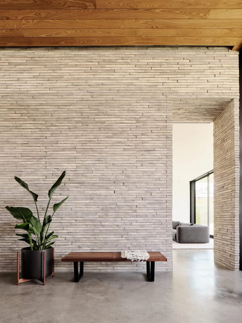 Walnut House / Walker Workshop