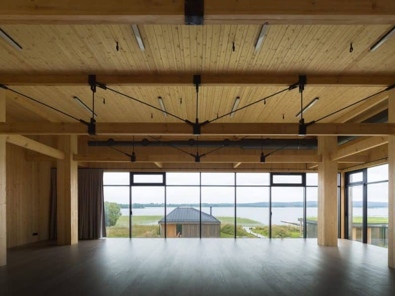 Zaonezhie Retreat / RHIZOME