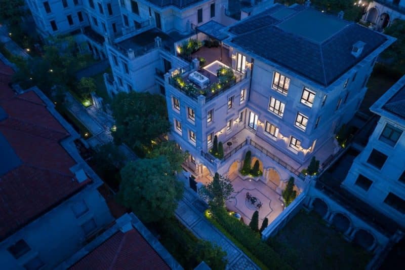 Crepuscule Manor Villa / BDSD Boundless Design
