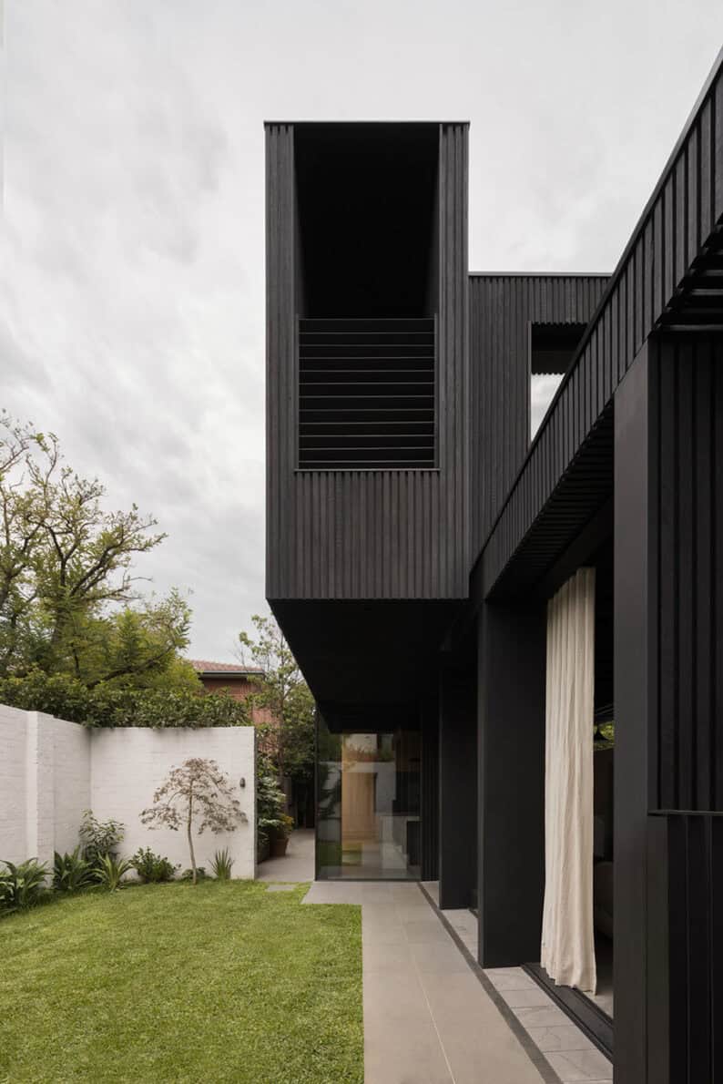 Borrowed Garden House / Topology Studio