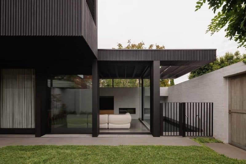 Borrowed Garden House / Topology Studio
