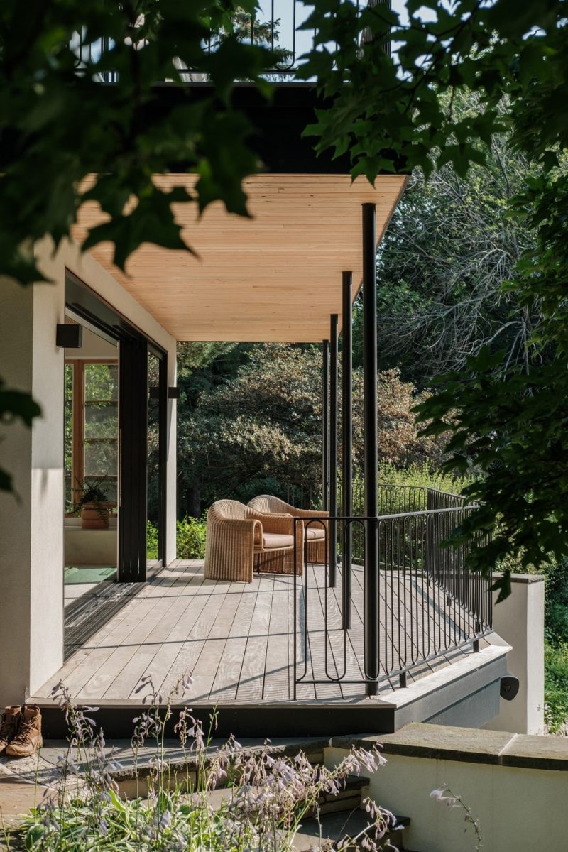 Lake Lydiard Estate / Wittman Estes