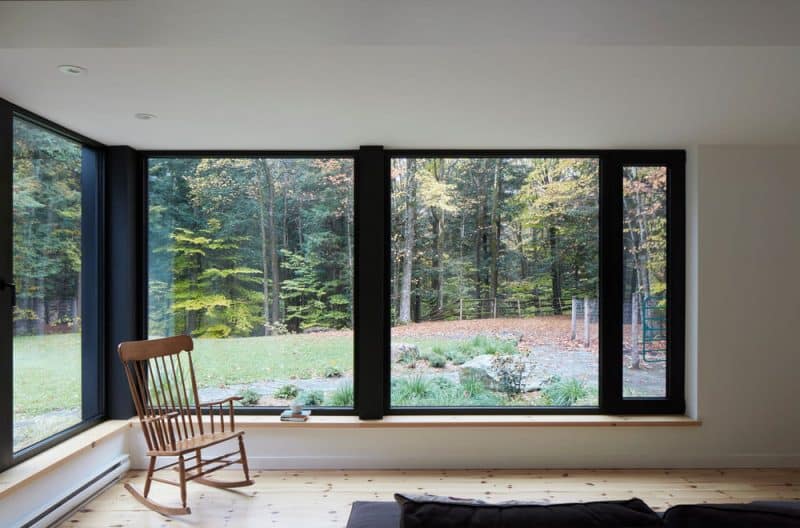 Maison du Ruisseau / Le local Design