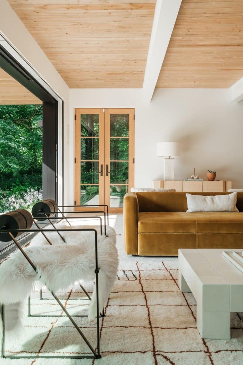 Lake Lydiard Estate / Wittman Estes