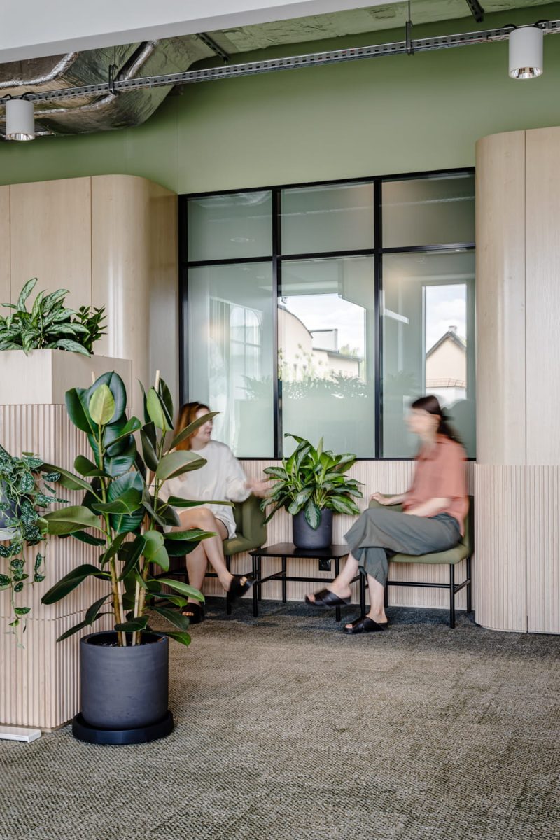 Energy Industry Company Office / we are workplace