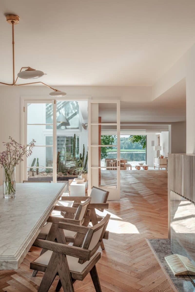 dining room