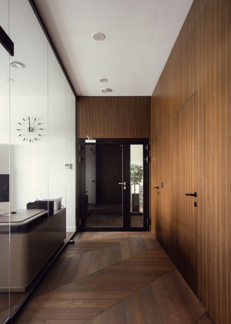 "Mad Men"-Style Chic: The Headquarters of Estetyczna Grupa