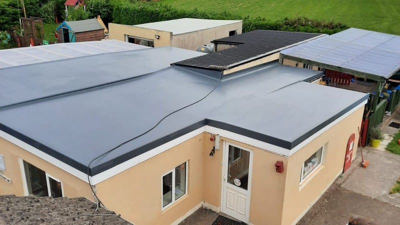 DIY or Professional? What You Need to Know Before Replacing a Flat Roof