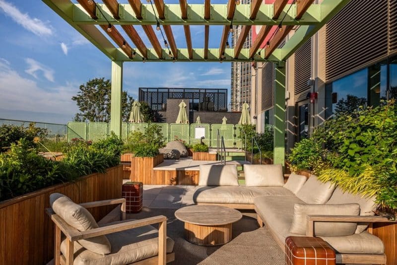 roof terrace