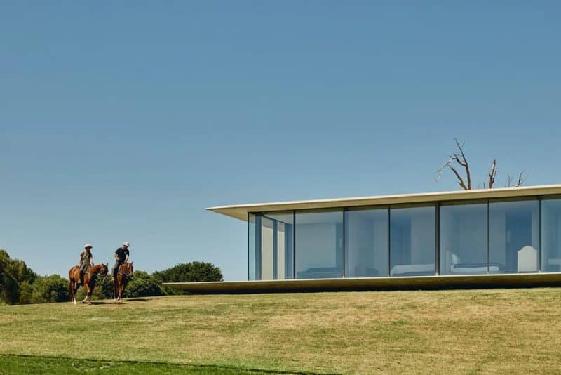 Mingela Polo Residence / FGR Architects