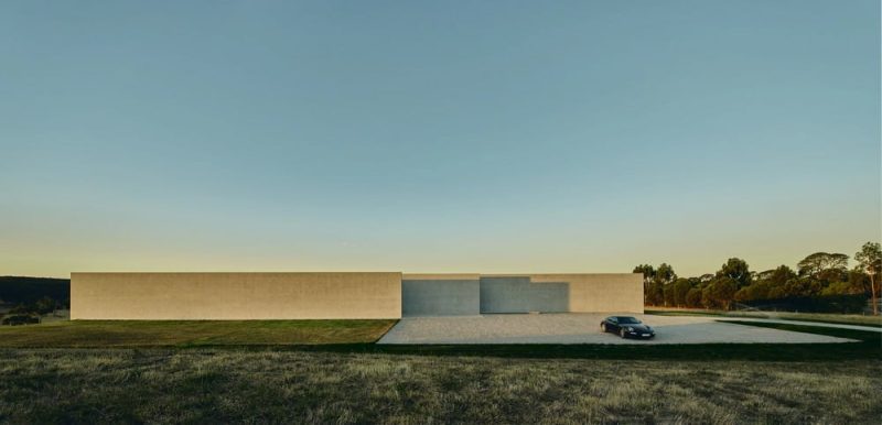 Mingela Polo Residence / FGR Architects