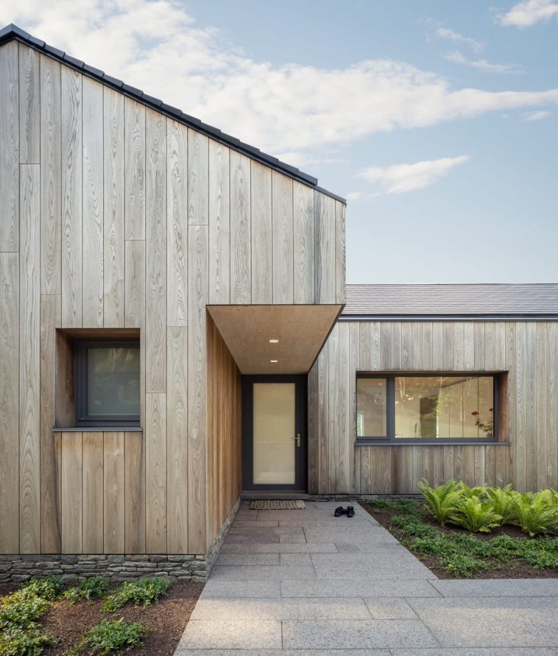 All-Wood, All the Time Lakefront Residence / OPAL