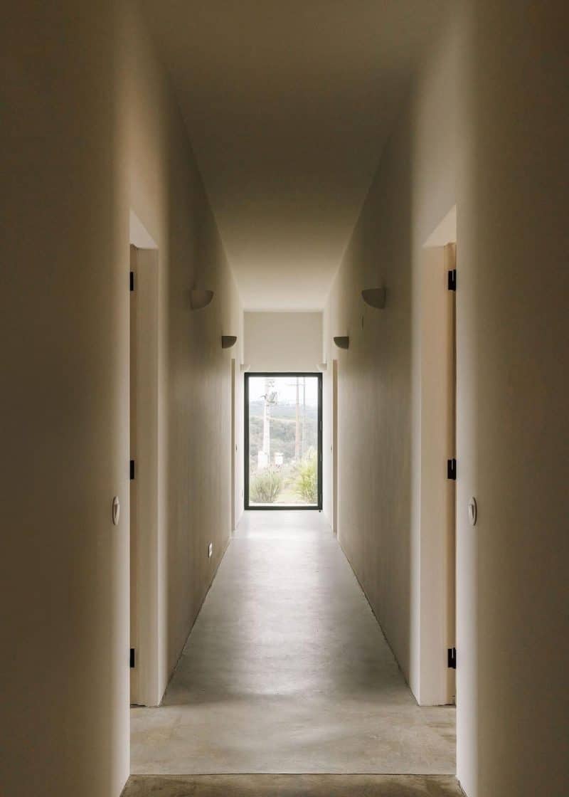 Casa do Sul / Nuno Nascimento Arquitectos